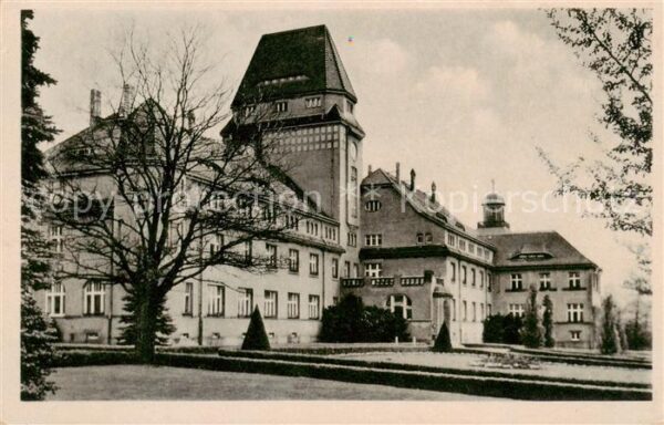Arnsdorf Dresden Verwaltungsgebaeude der Landesanstalt