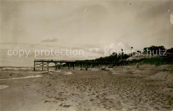 Neuhaeuser Ostpreussen Osteebad PL Strand Seebruecke