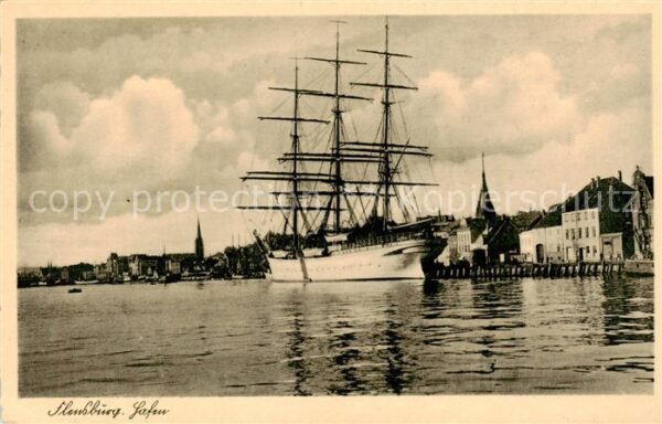 Flensburg DE Dreimaster Segelschiff im Hafen