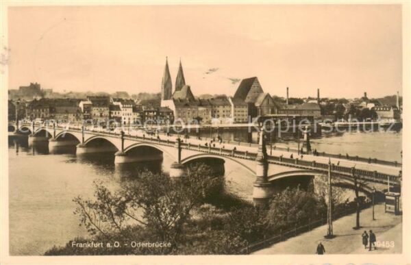 Frankfurt Oder Oderbruecke mit Kirche
