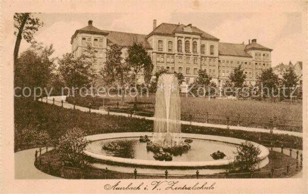 Auerbach  Vogtland Zentralschule Brunnen Fontaene