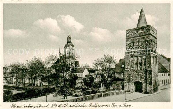 Brandenburg  Havel St Gotthardtkirche Rathenower Tor und Turm