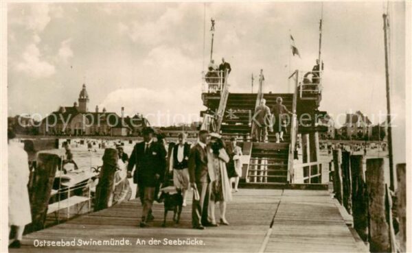 Swinemuende Swinoujscie An der Seebruecke