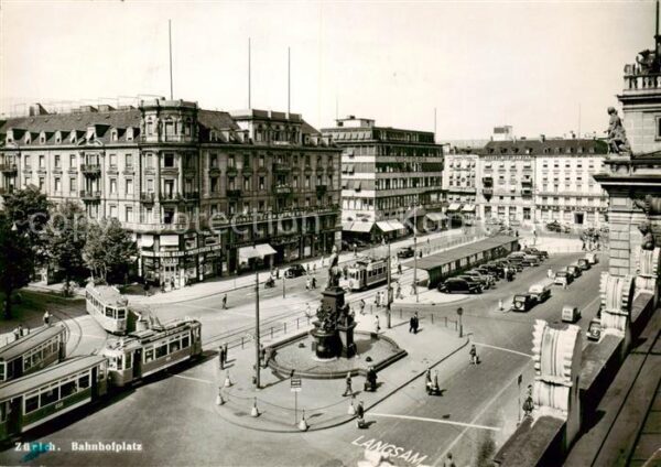 Strassenbahn Tramway-- Zuerich Bahnhofplatz