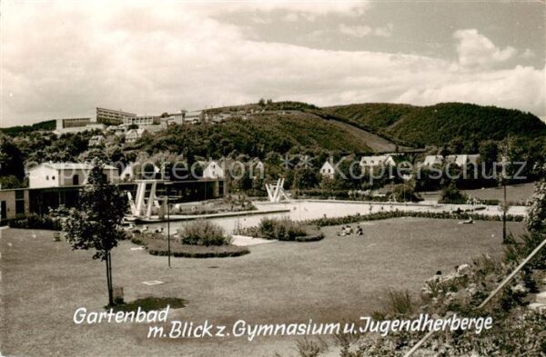 Mayen Gartenbad mit Blick zum Gymnasium und Jugendherberge
