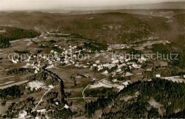 Haeusern Schwarzwald Fliegeraufnahme