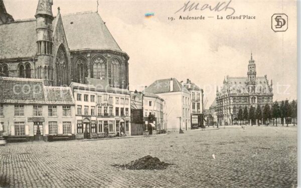 Audenarde Audenaerde Oost-Vlaanderen Belgie La Grande Place