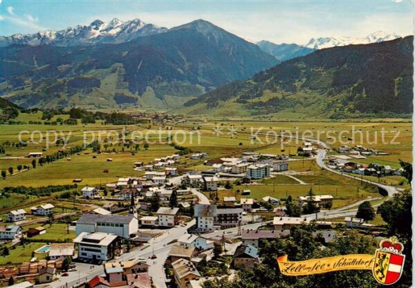 Zell See AT Panorama Schuettdorf Alpen Hohe Tauern