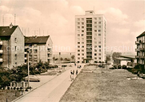 Wolfen Bitterfeld  Hochhaus Bertolt Brecht Strasse Wohnsiedlung