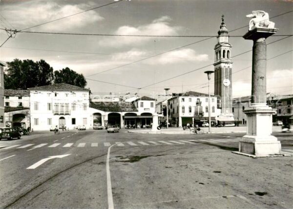 Mirano Veneto IT Piazza Martiri
