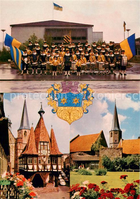 Michelstadt Fanfarenzug vor der Odenwaldhalle Rathaus Partie im Stadtgarten Wapp