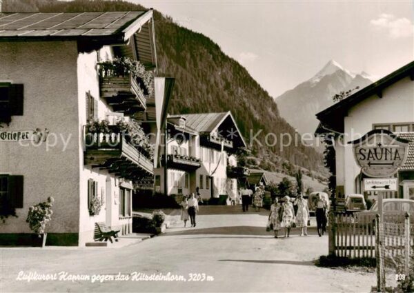Kaprun AT Ortszentrum Luftkurort Blick gegen das Kitzsteinhorn Hohe Tauern