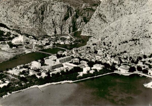 Omis Croatia Fliegeraufnahme
