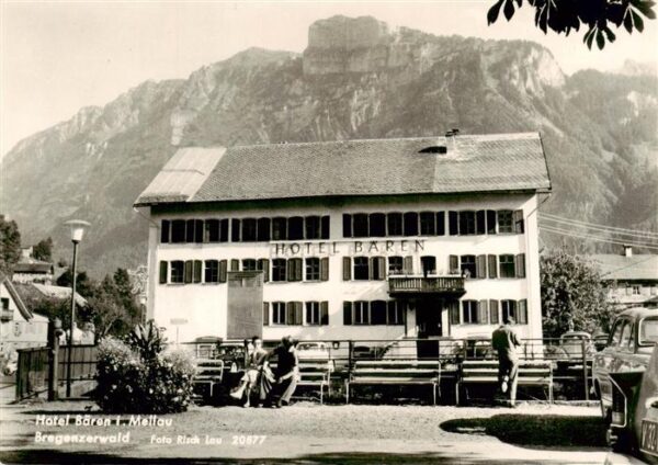 Mellau Vorarlberg Hotel Baeren Bregenzerwald Alpen