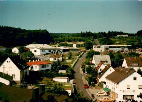 Tringenstein Teilansicht mit Gaststaette Zur Bergklause
