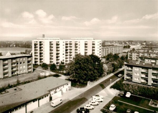 Thesdorf Pinneberg Stadtpanorama Wohnsiedlung Hochhaeuser