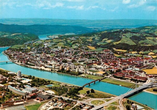 Linz Donau AT Urfahr Fliegeraufnahme
