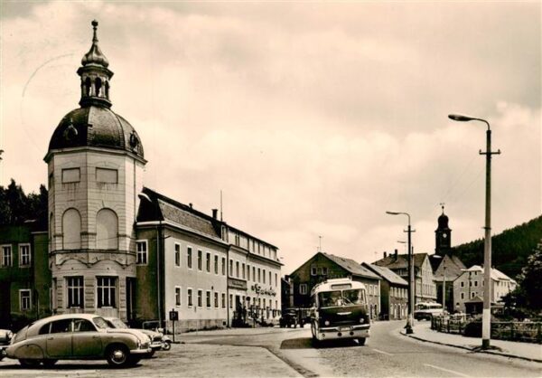 Schmiedeberg  Dippoldiswalde Altenberger Strasse mit der HO Gaststaette
