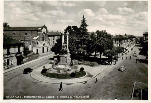 Gallarate Galeron Varese Lombardia IT Monumento ai caduti e Chiesa San Francesco