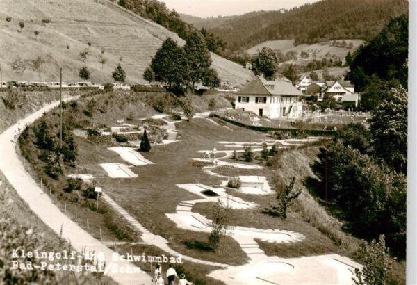Bad Peterstal-Griesbach Kleingolf und Schwimmbad