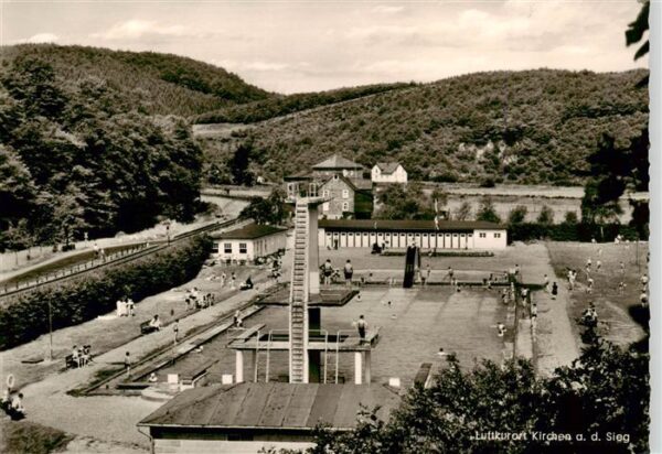 Kirchen  527m Sieg Schwimmbad mit Sprungturm Rutschbahn und Liegewiese