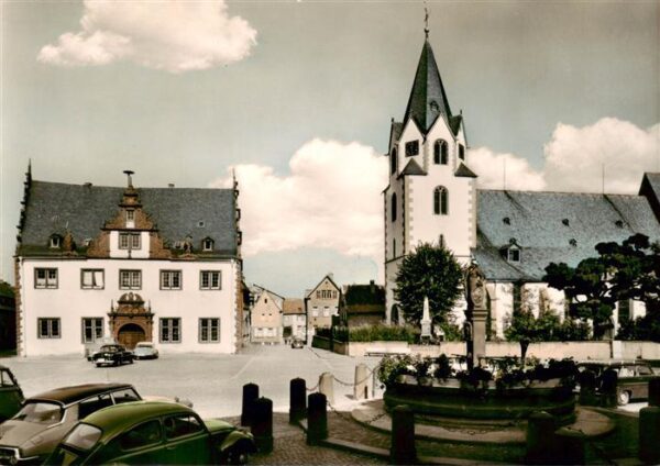 Gross-Umstadt Rathaus Brunnen Kirche