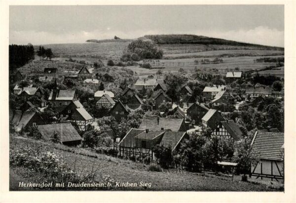 Herkersdorf Kirchen Sieg mit Druidenstein
