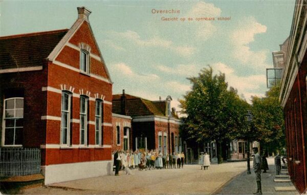 Overschie NL Gezicht op de openbare school