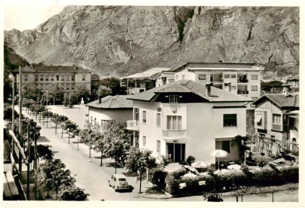 Mezzolombardo Trentino IT Viale Filos
