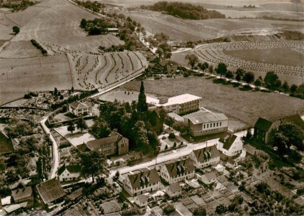Homberg Ratingen Gemeindezentrum der ev Kirchengemeinde Fliegeraufnahme