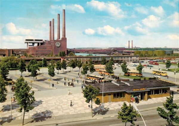 Wolfsburg Bahnhof und Volkswagenwerk