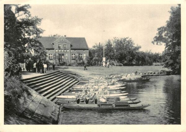 Burg Spreewald Spreehafen Abfahrtsstelle