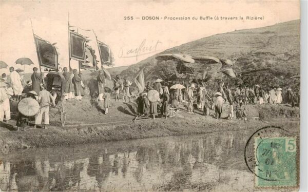 Doson Vietnam Procession du Buffle