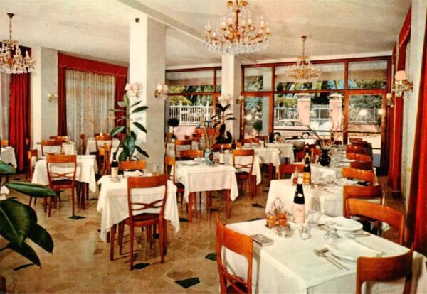Loano Liguria IT Albergo Ristorante Moderno