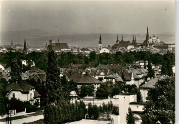 Olomouc Olmuetz CZ Blick zur Altstadt Wenzelsdom Michaeliskirche