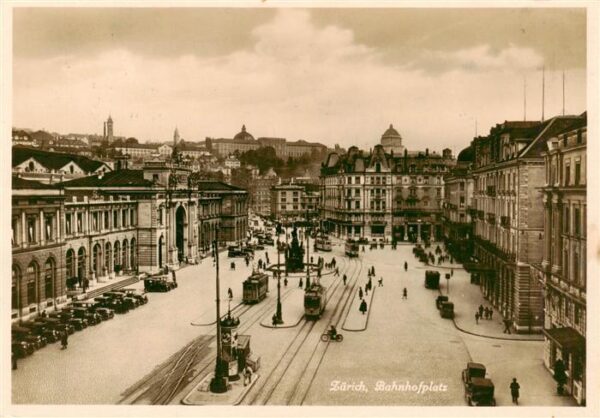 Strassenbahn Tramway-- Zuerich Bahnhofplatz