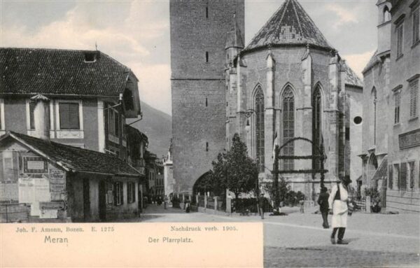 Meran Merano IT Der Pfarrplatz Kirche