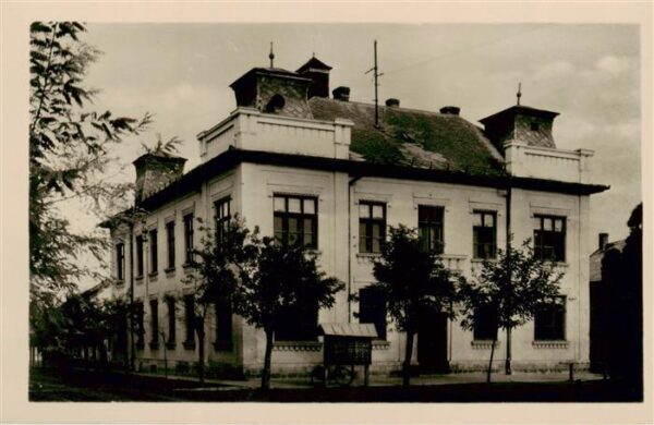Tiszaloek HU Koezsegi Tanácsháza