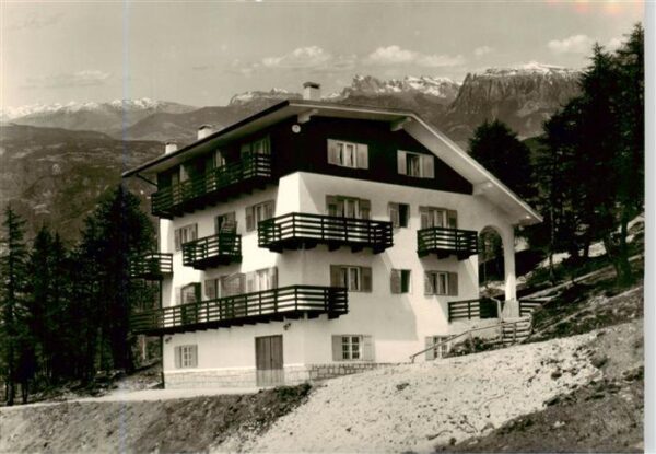 Monte Penegal 1740m Dolomiti IT Hotel Pensione Monte Penegal con Zillertaler e D
