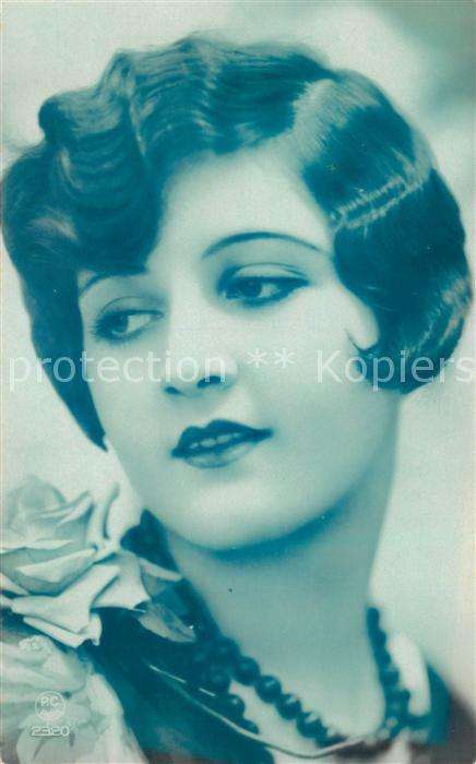 Foto PC Paris Nr. Nr.2320 Frau Portaet