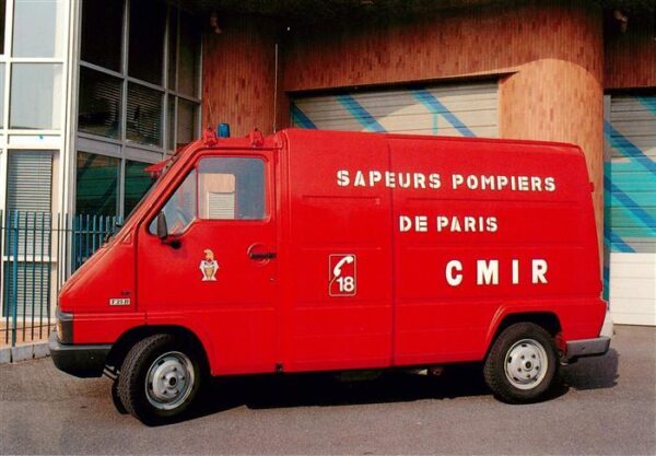 Autos Cars Voitures CMIR Paris Sapeurs Pompiers