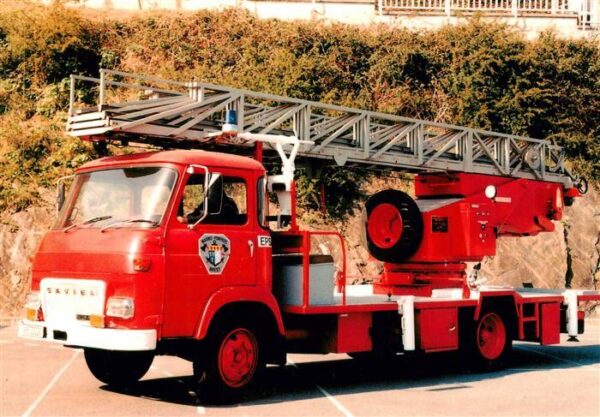 Feuerwehr Fire-Brigade Pompiers Bomberos Sapurs-Pompiers Paris  Finistere