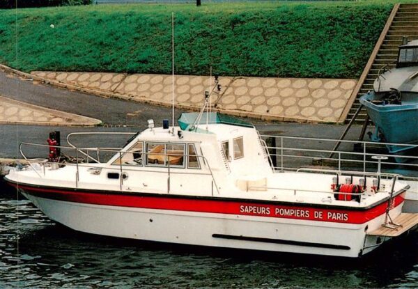 Boote Sapurs-Pompiers de Paris Vedette Type ARCOR 34