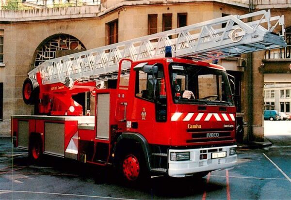Feuerwehr Fire-Brigade Pompiers Bomberos Sapeurs-Pompiers de Paris E.P.S.A Camiv