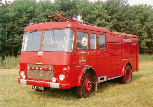 Feuerwehr Fire-Brigade Pompiers Bomberos Commer QX/Carmichael Water Tender