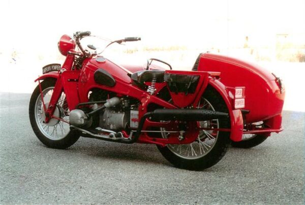Feuerwehr Fire-Brigade Pompiers Bomberos Nos Sapeurs-Pompiers 21000 Duon Sidecar