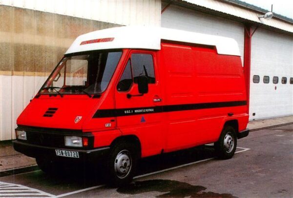 Feuerwehr Fire-Brigade Pompiers Bomberos Renault 90 T35-90 ch