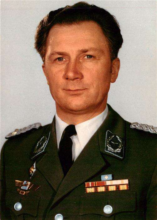 Raumfahrt Space Spatial Siegmund Jaehn Fliegerkosmonaut DDR