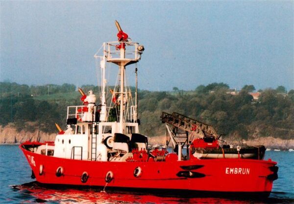 Pompiers Bomberos Feuerwehr Fire-Brigade Finistere Embrun Y 746