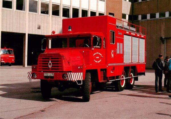 Feuerwehr Fire-Brigade Pompiers Bomberos Rouen 76 Dangereux Berliet Gournay